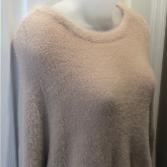 Sweater - Picture 2 of 5